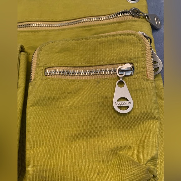 Baggallini Bags| Sydney Bag Green Nylon Crossbody Purse - Picture 3 of 16